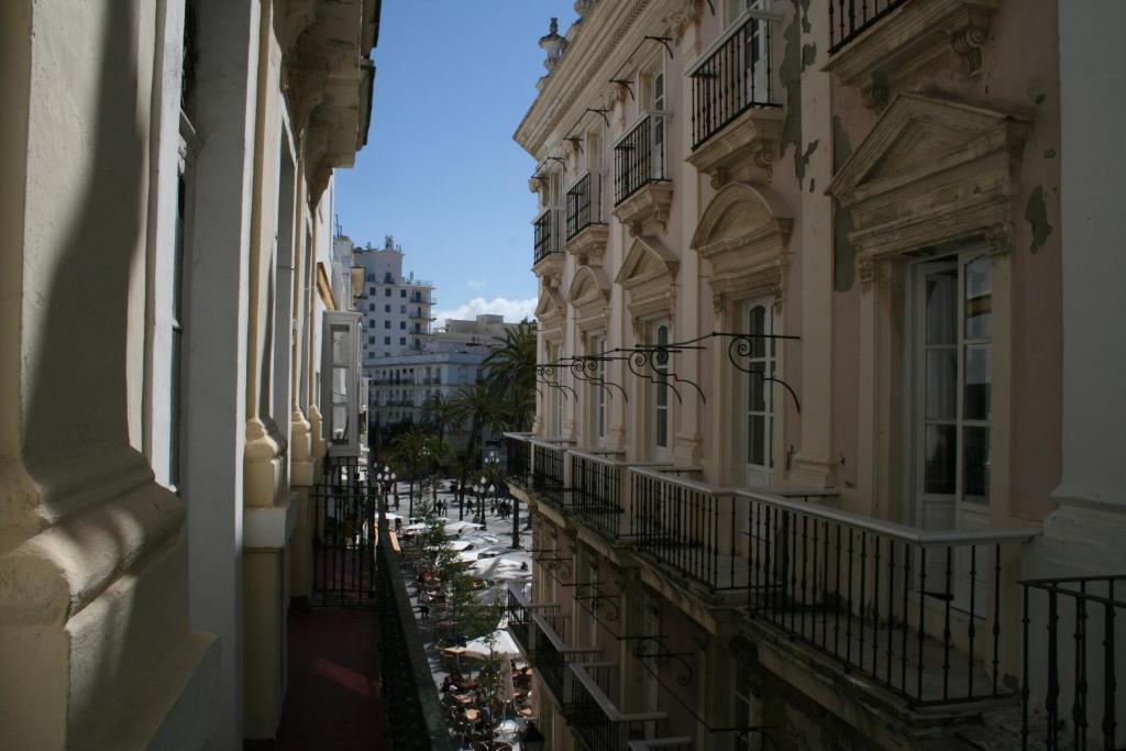 Hospederia Marques Hotel Cádiz Szoba fotó