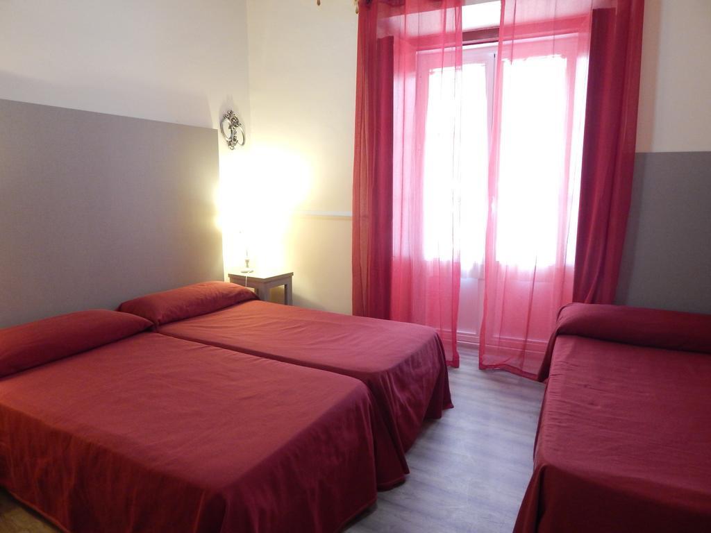 Hospederia Marques Hotel Cádiz Szoba fotó