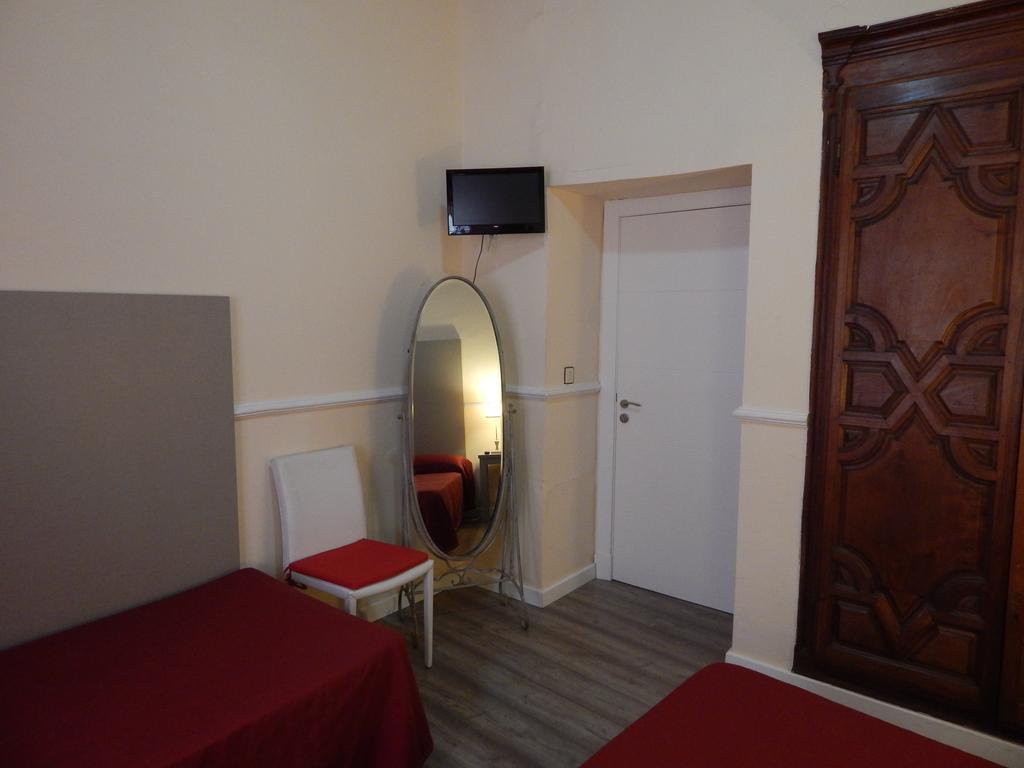 Hospederia Marques Hotel Cádiz Szoba fotó